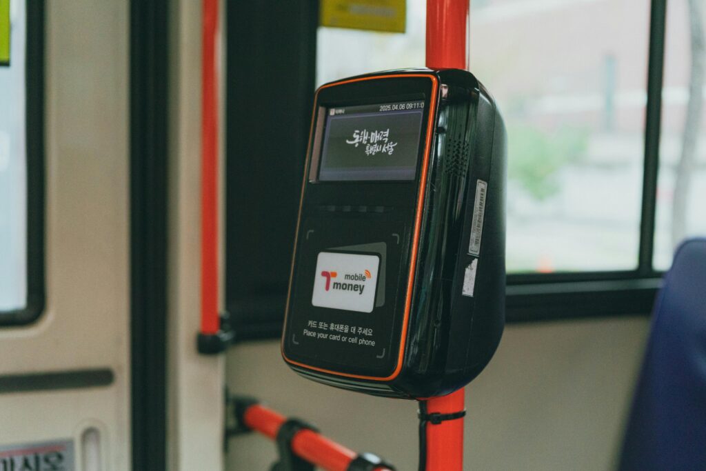 How to use a T-money card on buses and subways in Korea