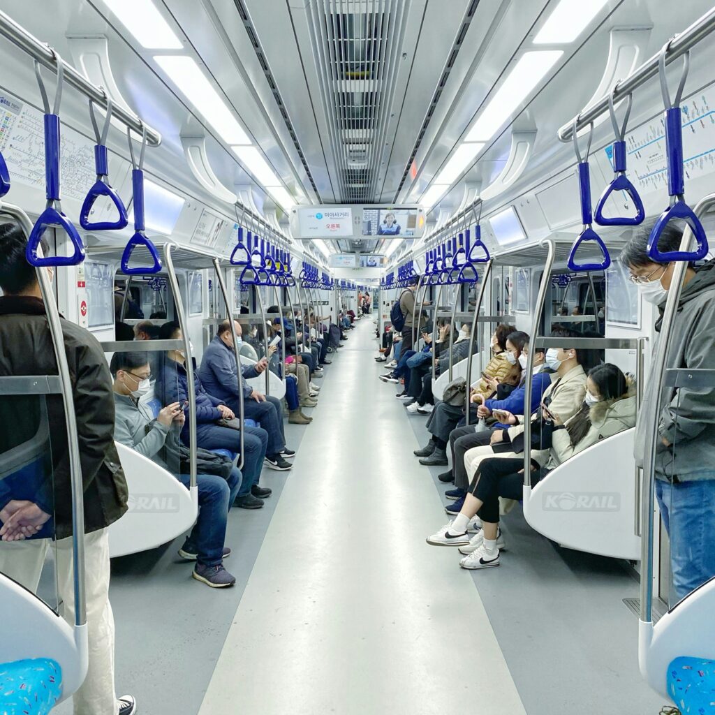 Using public transportation in Korea without knowing Korean